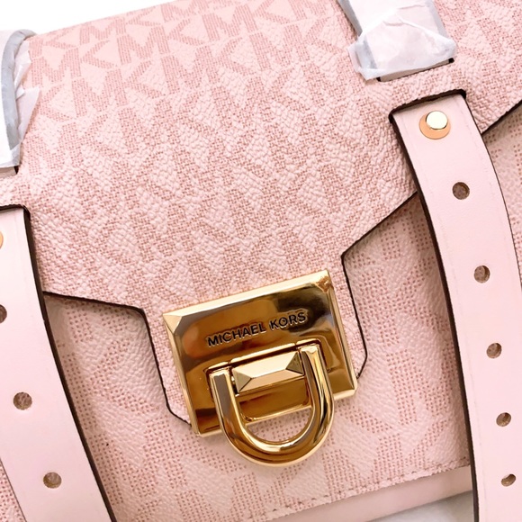 Michael Kors Manhattan Medium Leather Satchel - Picture 2 of 11